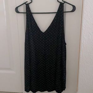 Black polkadot old navy tank top! Size large.